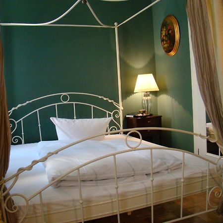 Hotel Alte Galerie Am Kudamm Berlín Pokoj fotografie