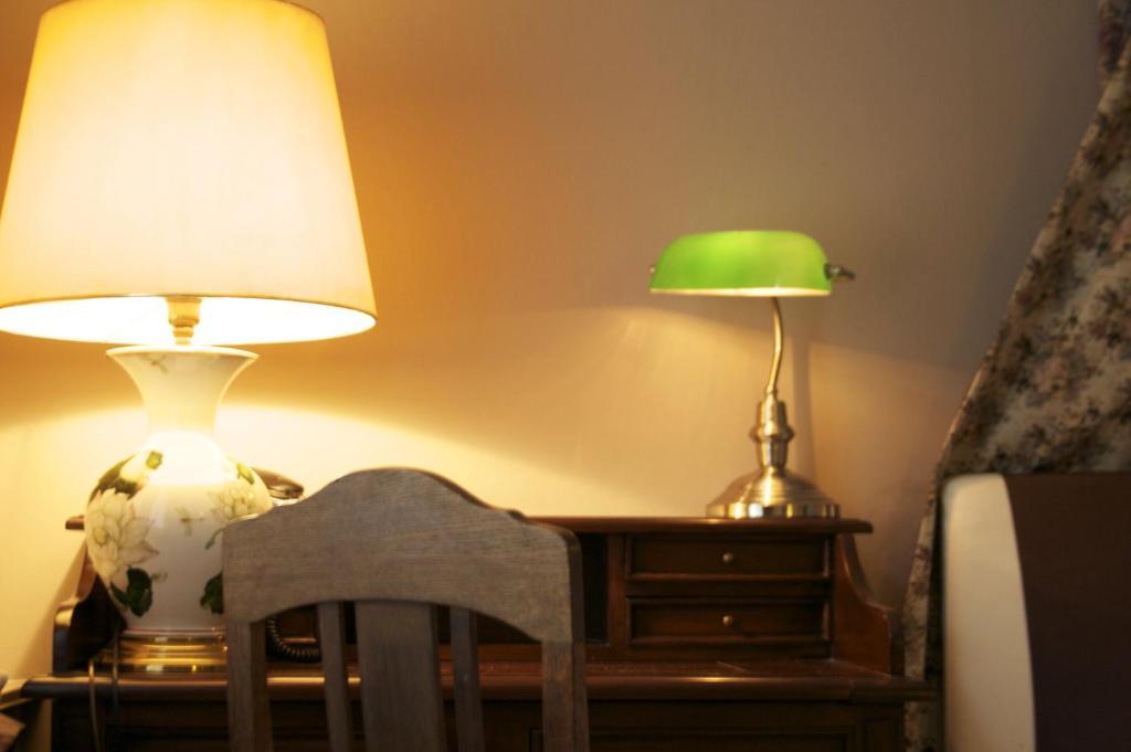 Hotel Alte Galerie Am Kudamm Berlín Pokoj fotografie